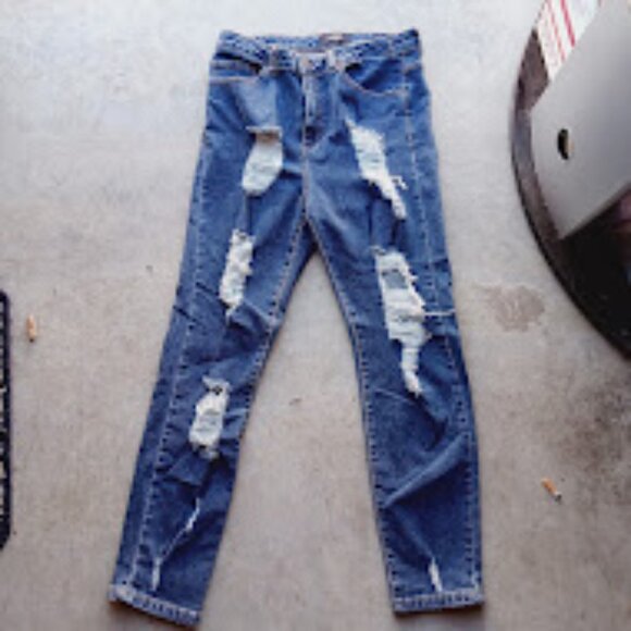 High Waisted Size 11 Distressed Blue Jeans Y2k Skinney Stretchy Ripped Denim - Picture 1 of 12